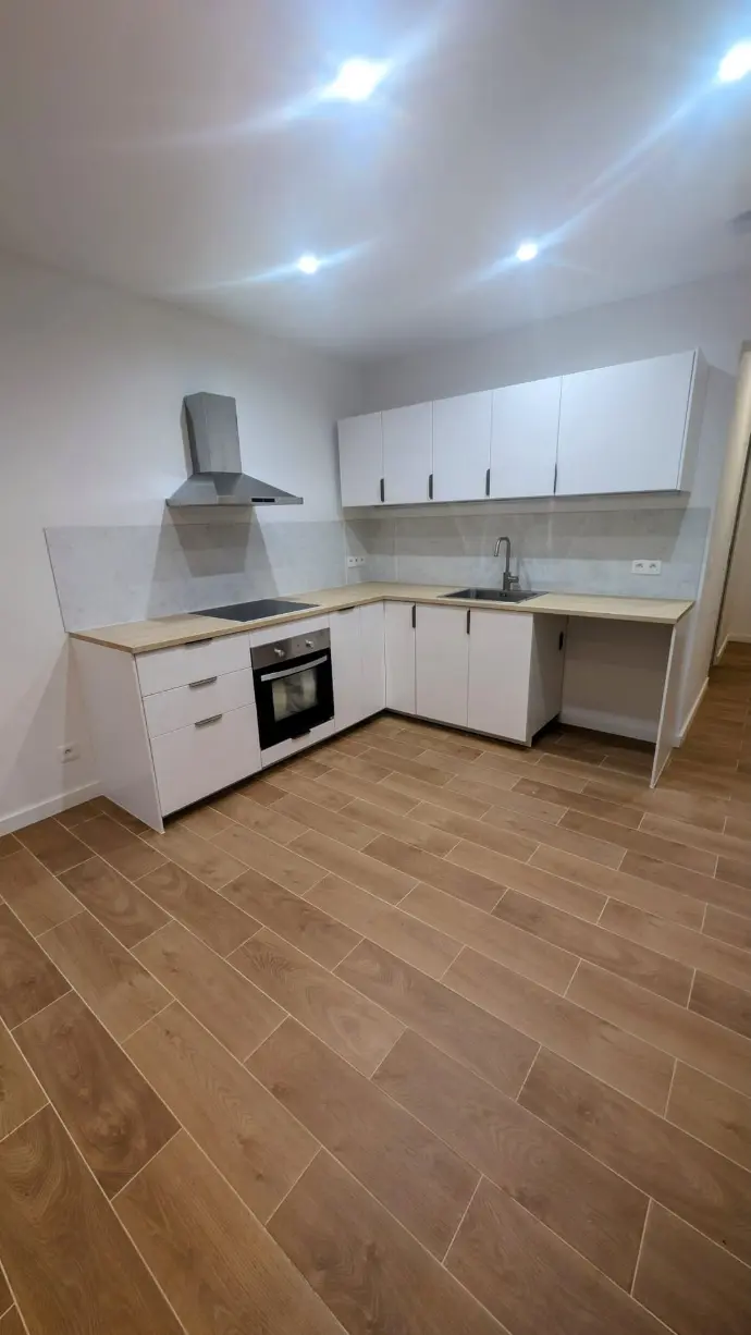 Rénovation complète d'une cuisine à Digne-les-Bains avec aménagement sur mesure